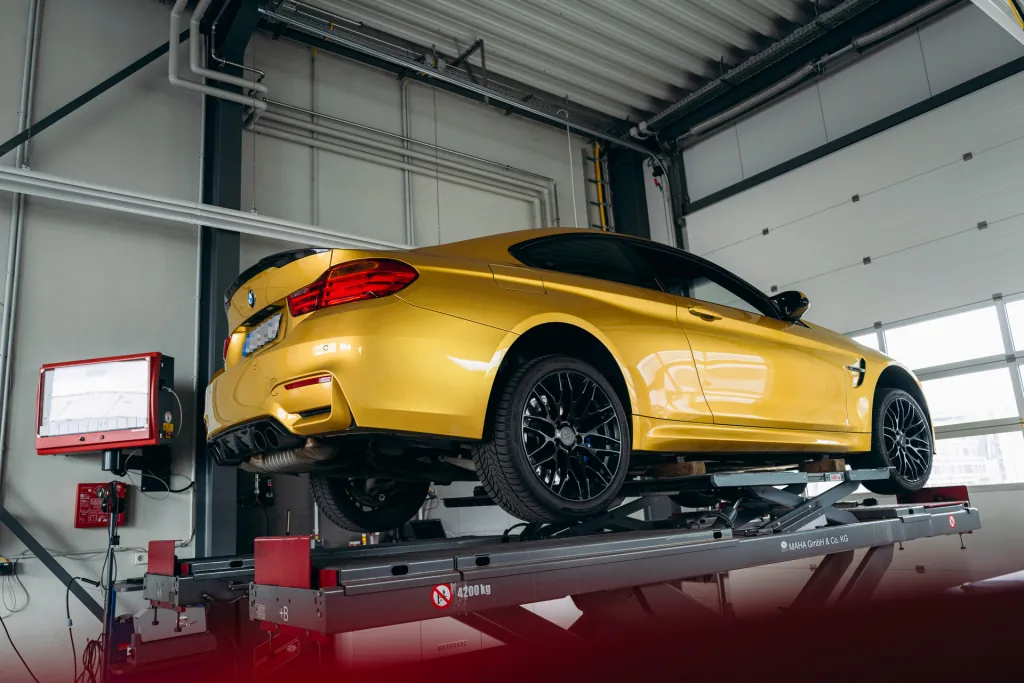 BMW M4